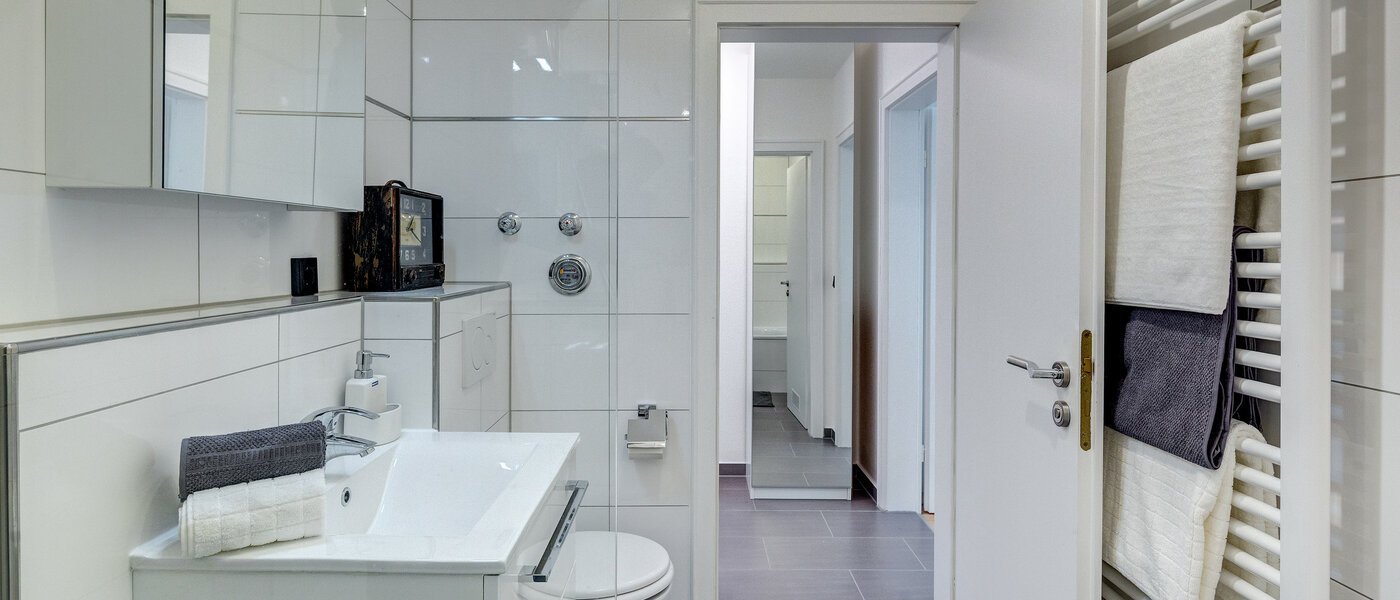 piso con jardín Neufahrn b. Freising 02 baño 8976