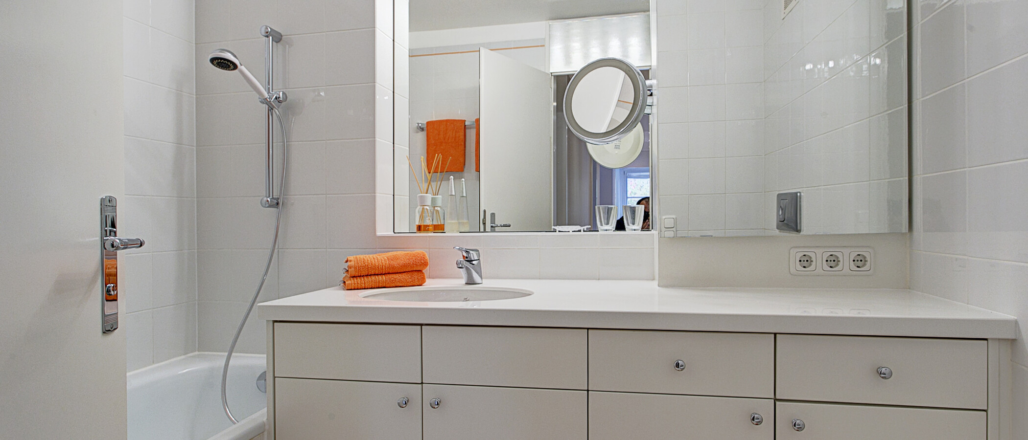 ático con terraza München Arabellapark 02 baño 9024