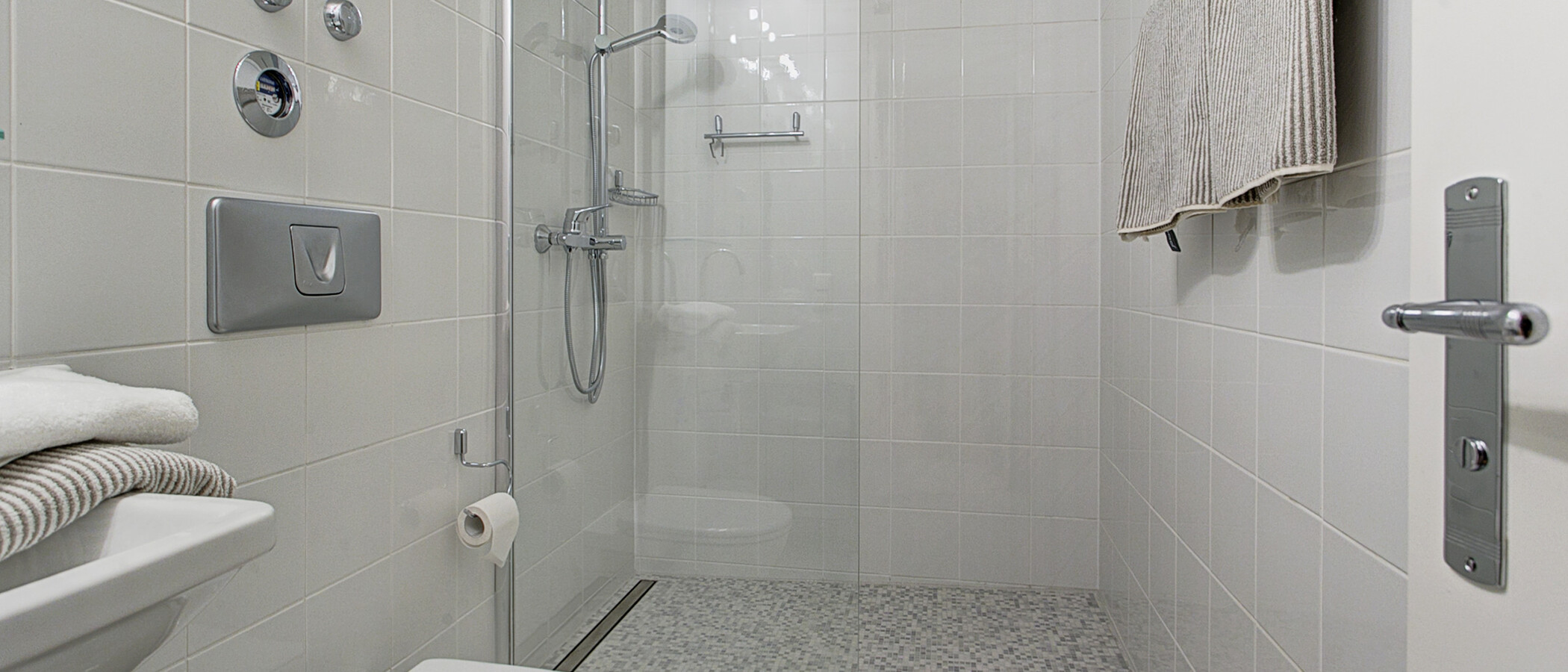 ático con terraza München Arabellapark 01 2. baño 9024