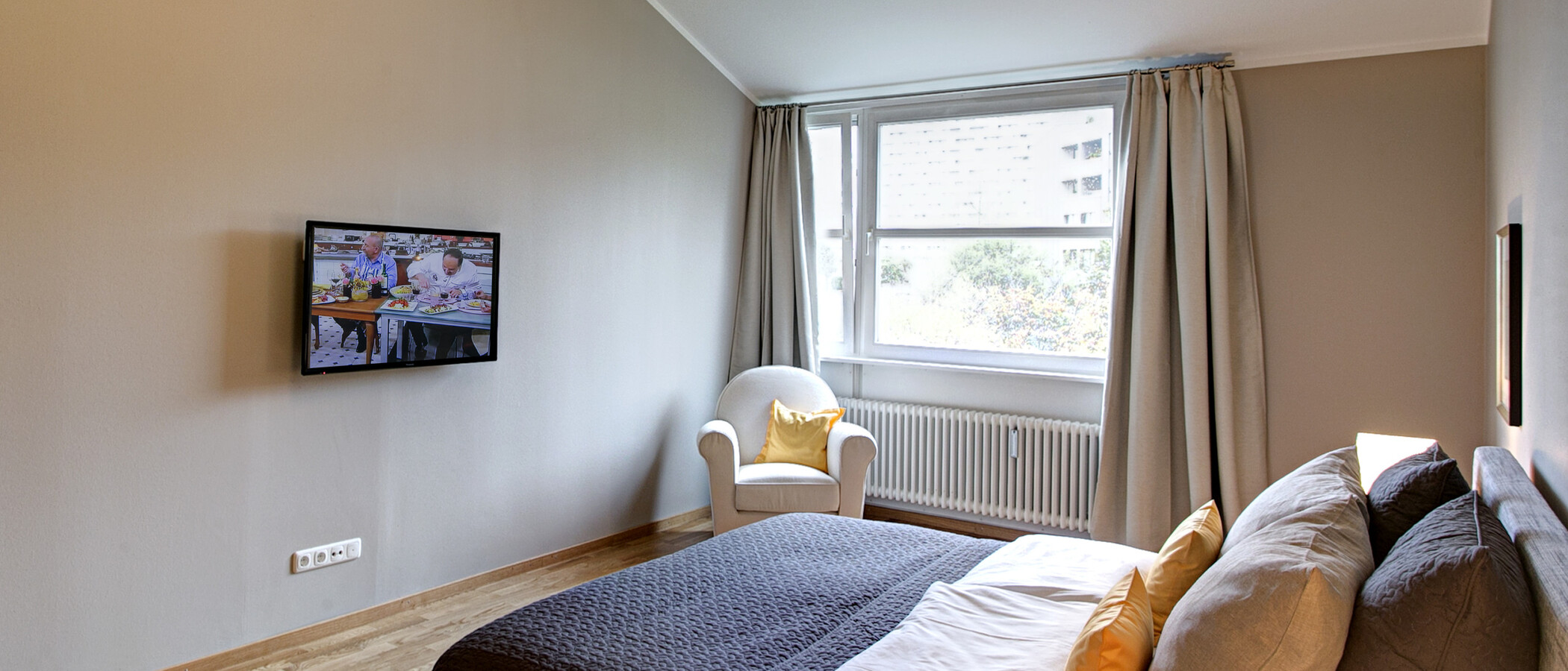 ático con terraza München Arabellapark 02 dormitorio 9024