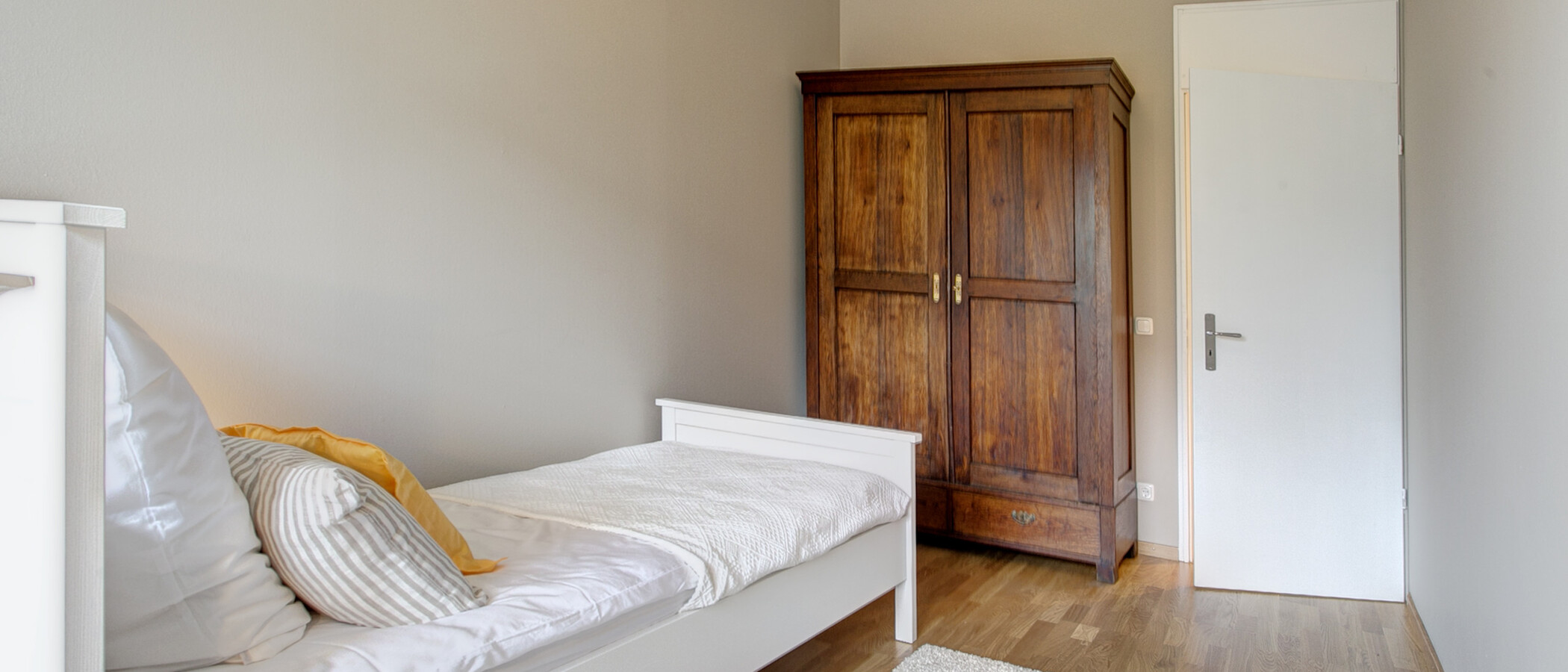 ático con terraza München Arabellapark 03 3. dormitorio 9024