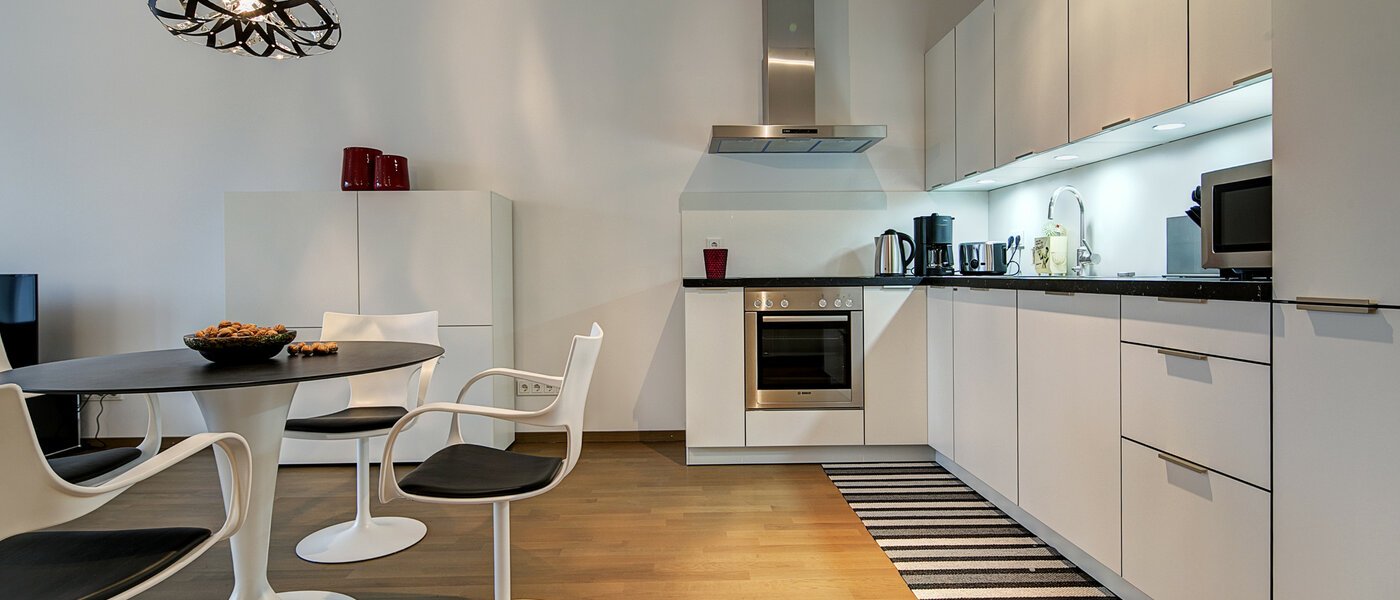 apartamento München Neuhausen 02 cocina 9058