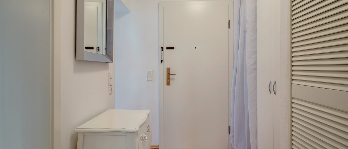 apartamento München Schwabing-Nord (zw. Leopoldstraße & Englischen Garten) 02 pasillo 9063