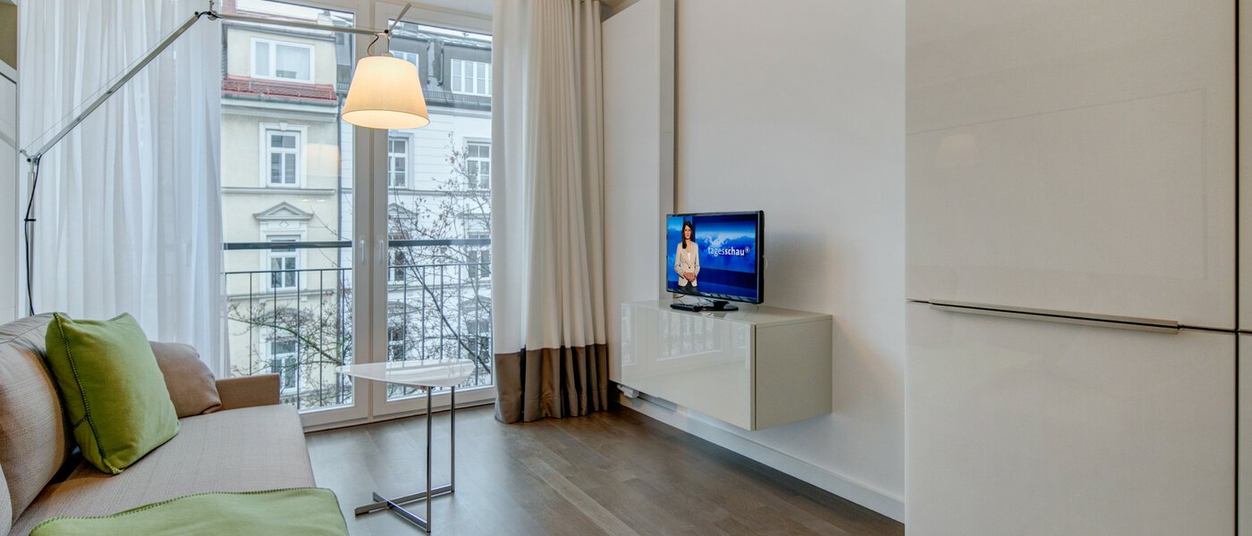 apartamento München Schwabing-Nord (zw. Leopoldstraße & Englischen Garten) 04 salón 9075