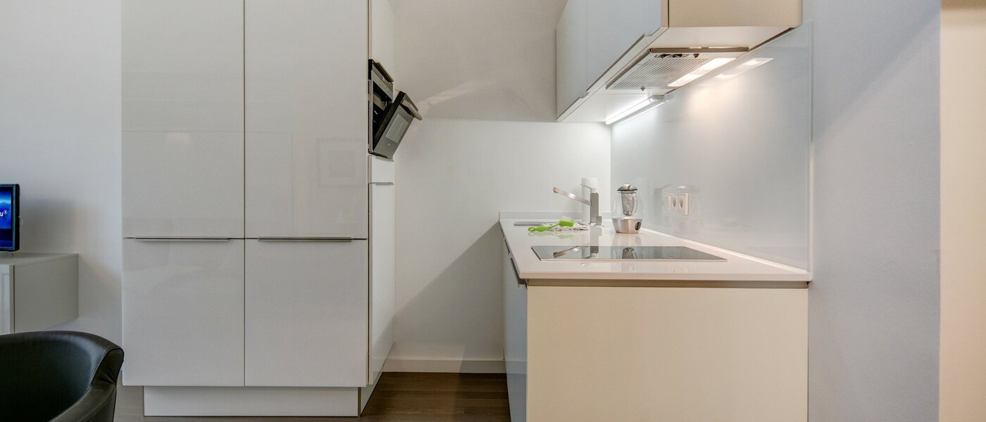 apartamento München Schwabing-Nord (zw. Leopoldstraße & Englischen Garten) 02 cocina 9075