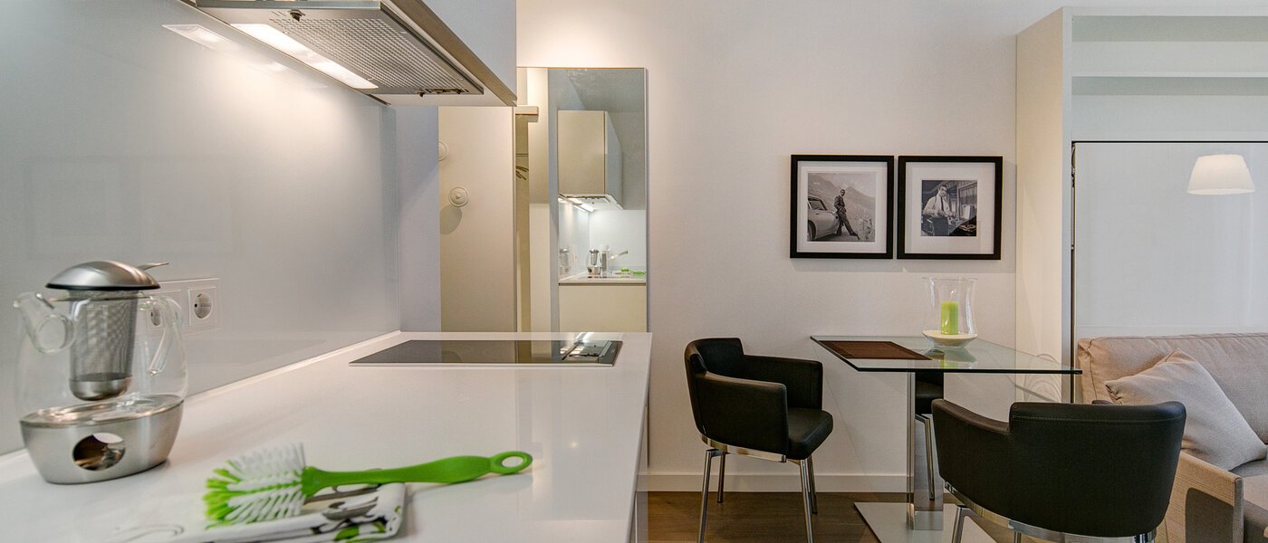 apartamento München Schwabing-Nord (zw. Leopoldstraße & Englischen Garten) 04 cocina 9075