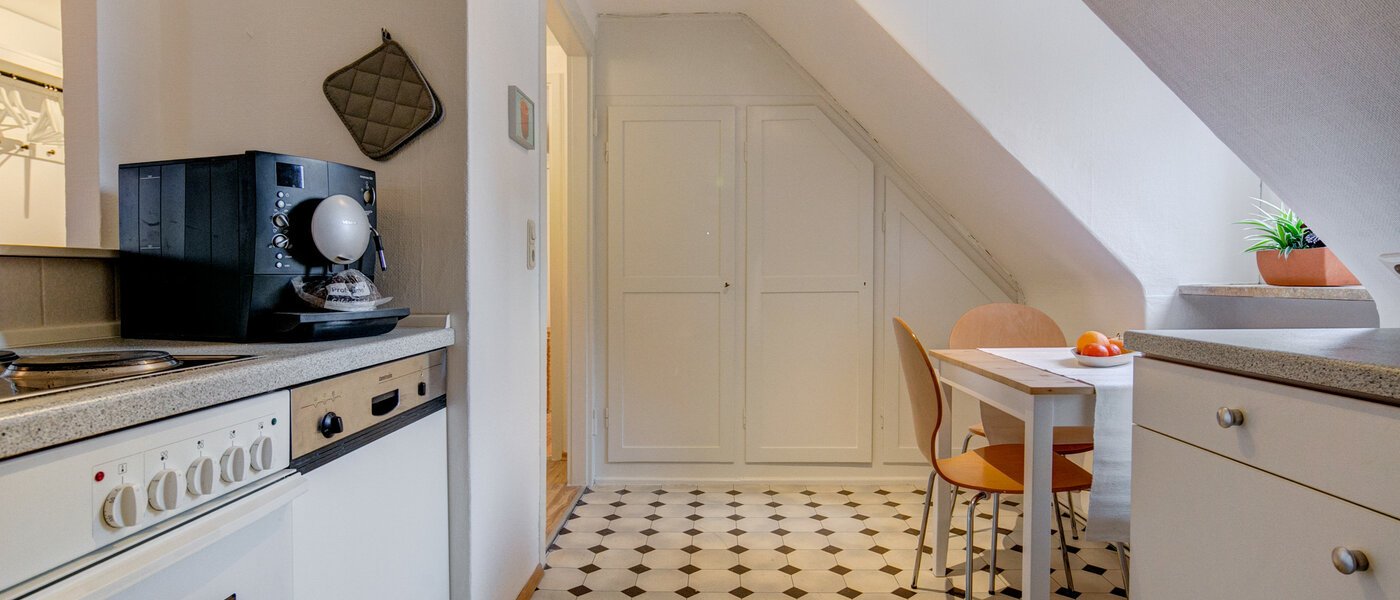 ático Gräfelfing 04 cocina 9079