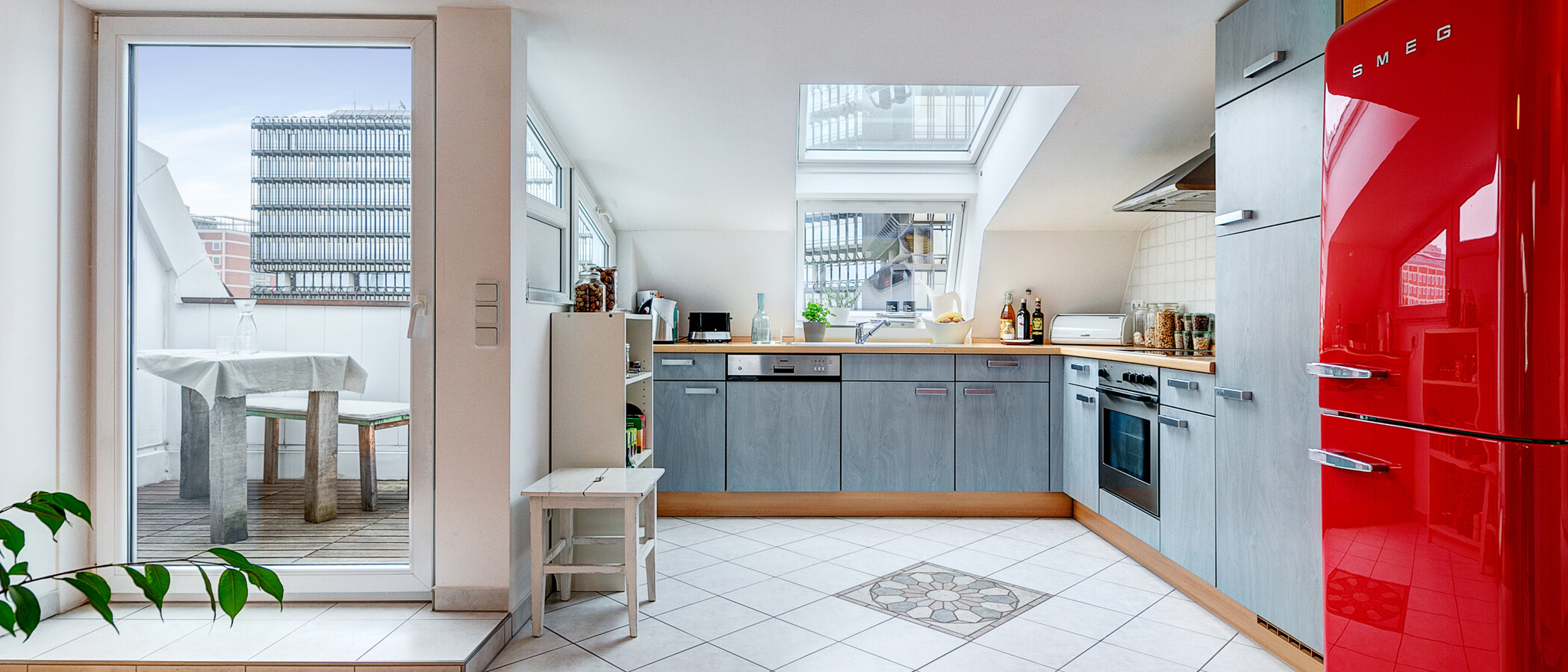 ático con terraza München Gärtnerplatzviertel 01 cocina 9135