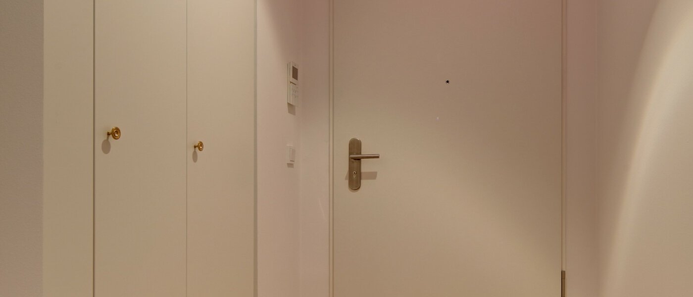 apartamento München Neuhausen 03 pasillo 9154