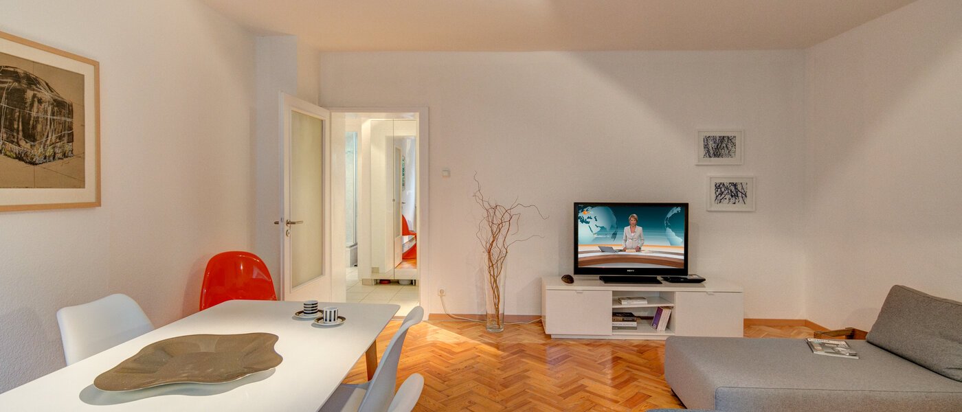 apartamento München Schwabing (links der Leopoldstraße) 05 salón 9173