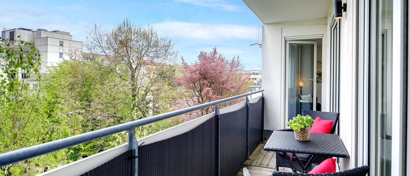 apartamento München Schwabing-West (rund um den Hohenzollernplatz) 02 balcón 9209