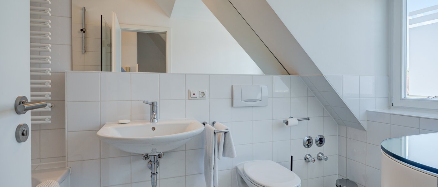 ático con terraza München Bogenhausen 01 baño 9274