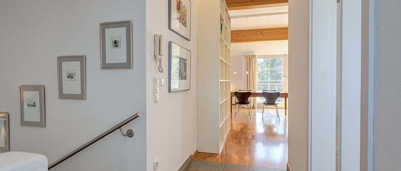 ático con terraza München Bogenhausen 01 pasillo 9274