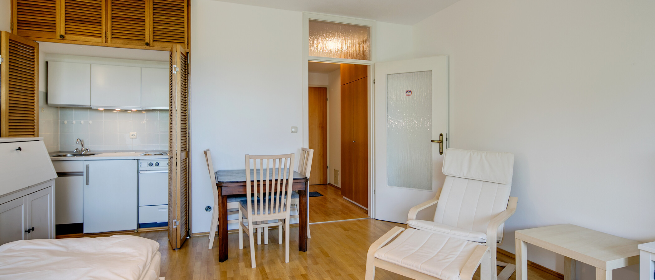apartamento München Schwabing (rechts der Leopoldstraße) 03 salón 9457