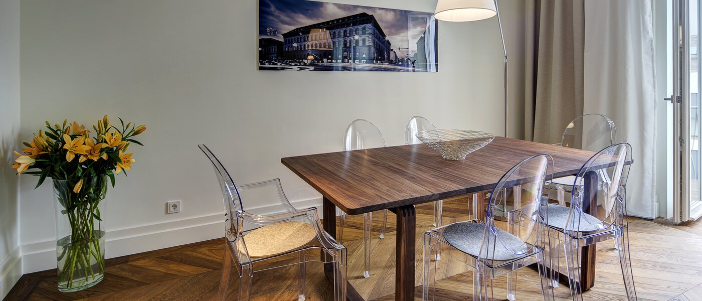 apartamento München Maxvorstadt - Rund um den Josephplatz 02 comedor 9480