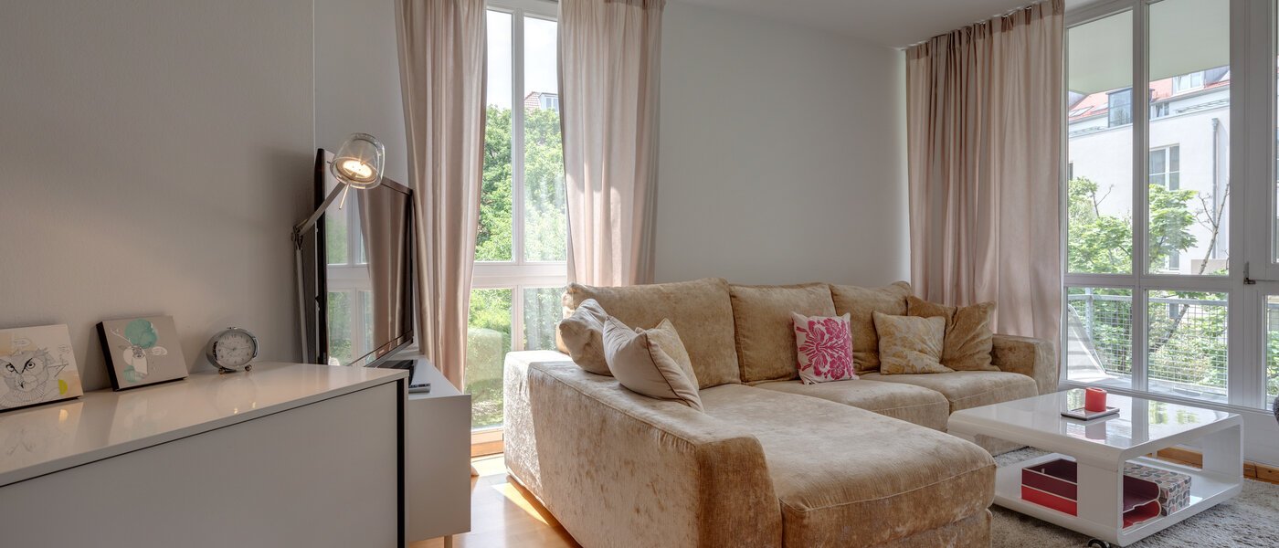 apartamento München Schwabing (links der Leopoldstraße) 02 sala de estar 9548