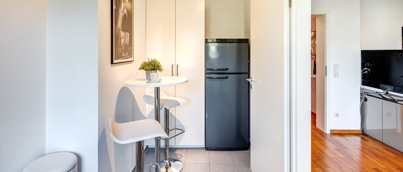 apartamento München Schwabing-Nord (zw. Leopoldstraße & Englischen Garten) 03 cocina 9573