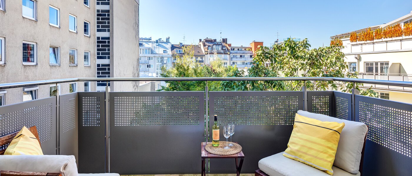 apartamento München Schwabing-Nord (zw. Leopoldstraße & Englischen Garten) 02 balcón 9573