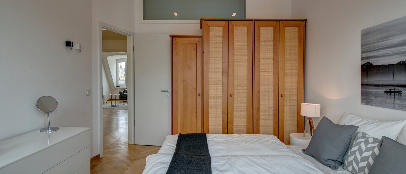 ático con terraza München Schwabing-Nord (zw. Belgrad- & Leopoldstraße) 04 dormitorio 9584