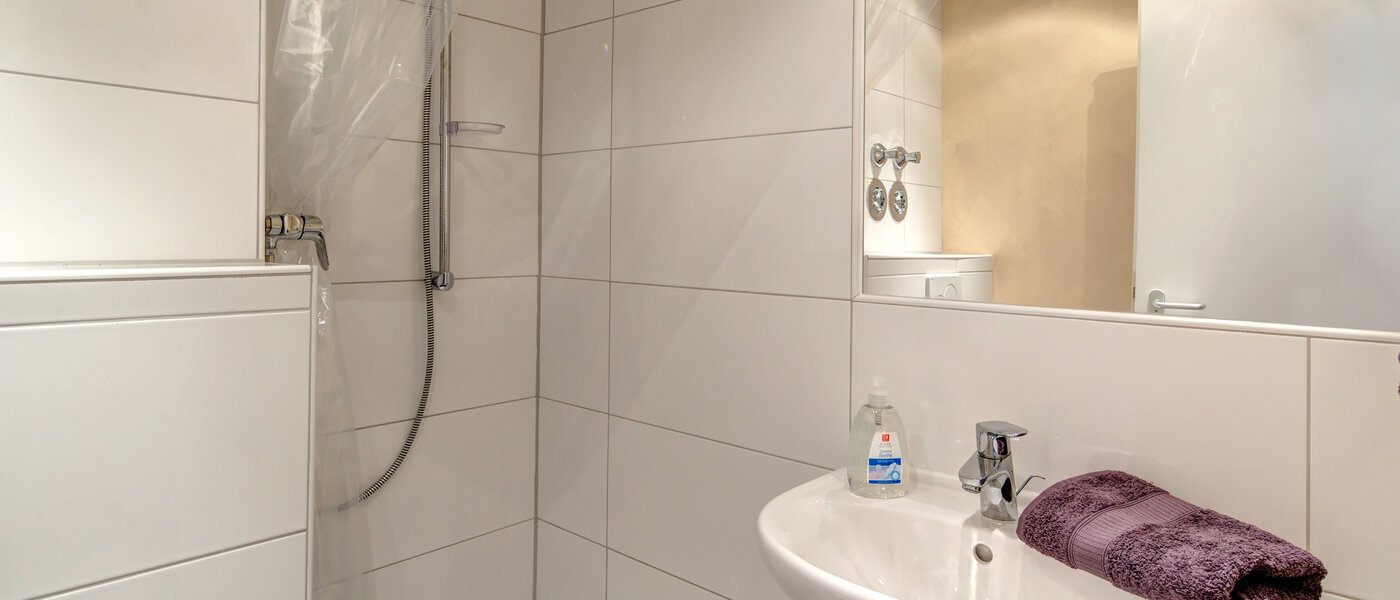 apartamento München Schwabing-Nord (zw. Leopoldstraße & Englischen Garten) 01 baño 9622