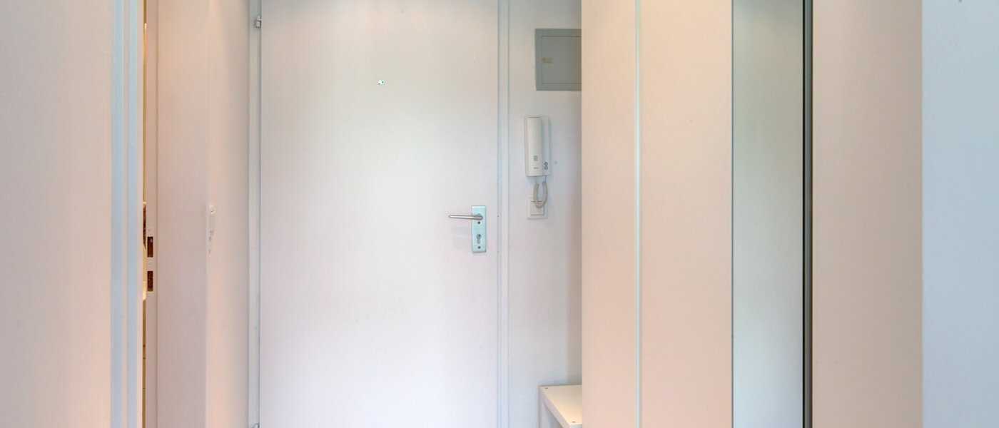 apartamento München Schwabing-Nord (zw. Leopoldstraße & Englischen Garten) 02 pasillo 9622