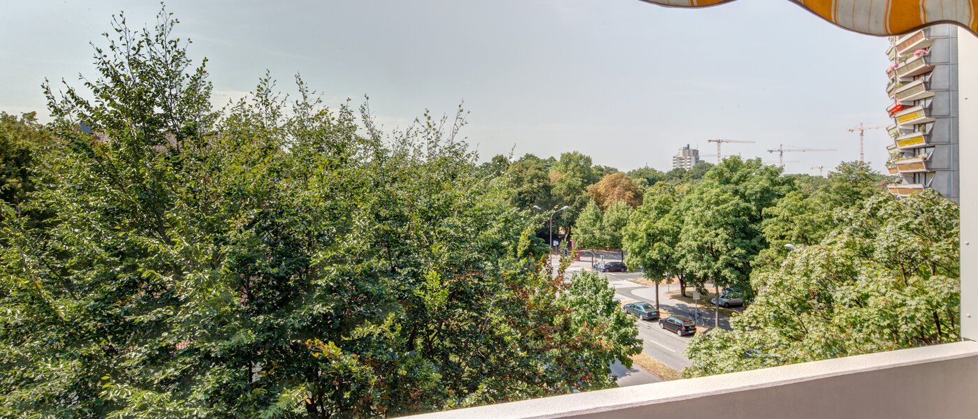 apartamento München Schwabing-Nord (zw. Leopoldstraße & Englischen Garten) 02 balcón 9622