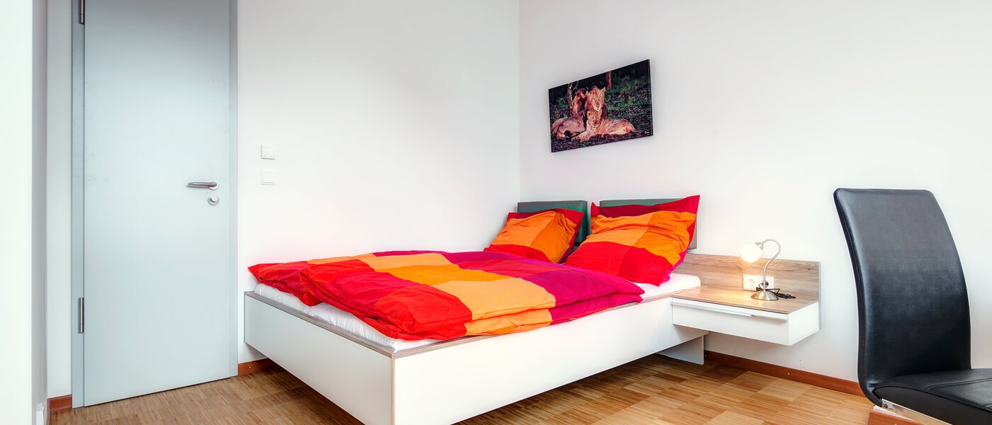 dúplex con galería Unterschleißheim 01 dormitorio 9678