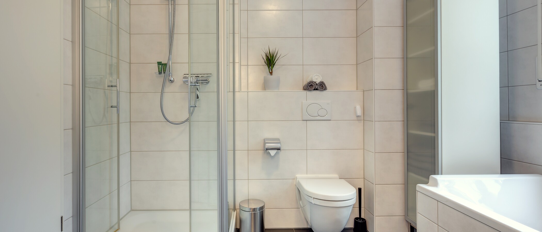 piso con jardín München Forstenried 02 baño 9703