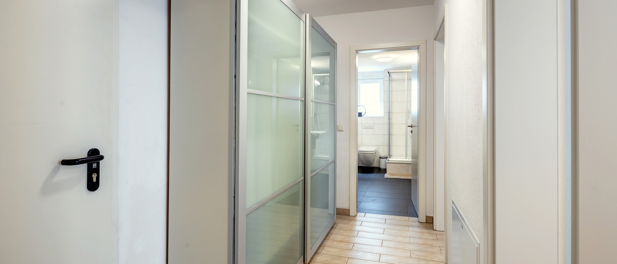 piso con jardín München Forstenried 06 pasillo 9703