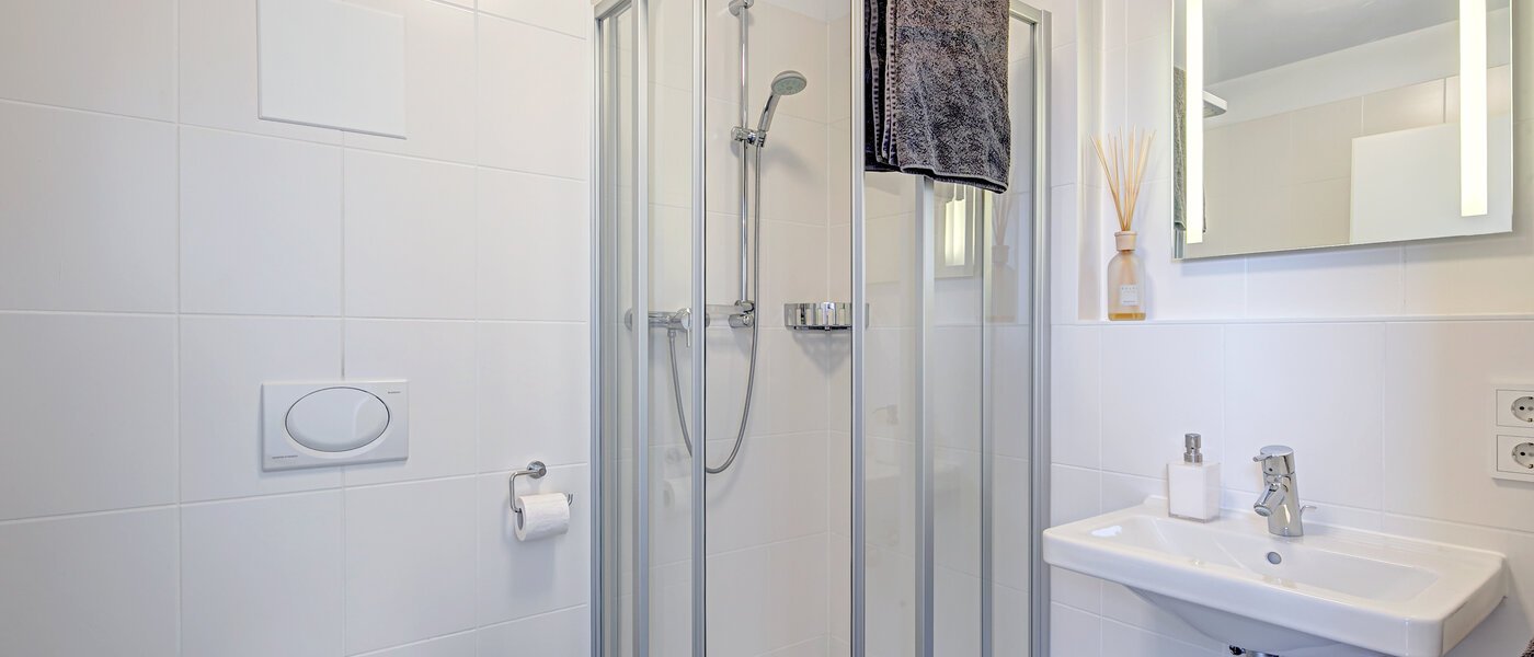 ático lujoso München Obergiesing 01 2. baño 9778