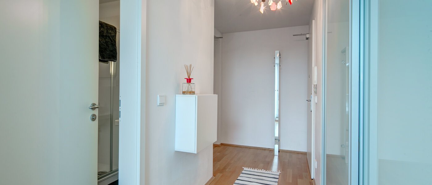 ático lujoso München Obergiesing 02 pasillo 9778