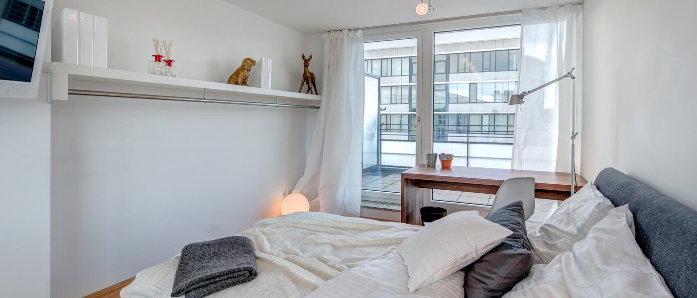 ático lujoso München Obergiesing 02 dormitorio 9778