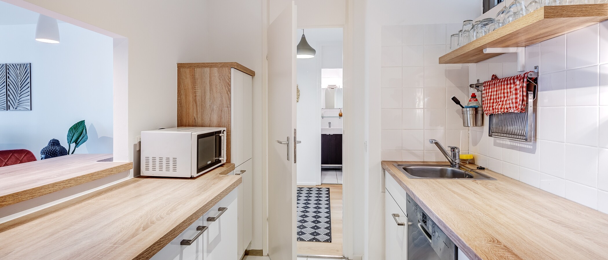 apartamento München Schwabing-Nord (zw. Leopoldstraße & Englischen Garten) 04 cocina 9789