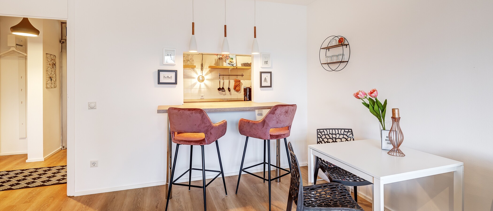 apartamento München Schwabing-Nord (zw. Leopoldstraße & Englischen Garten) 02 zona de día  9789