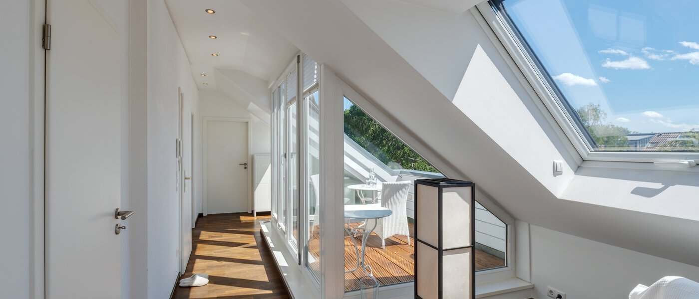 ático con terraza München Untermenzing 01 pasillo 9794