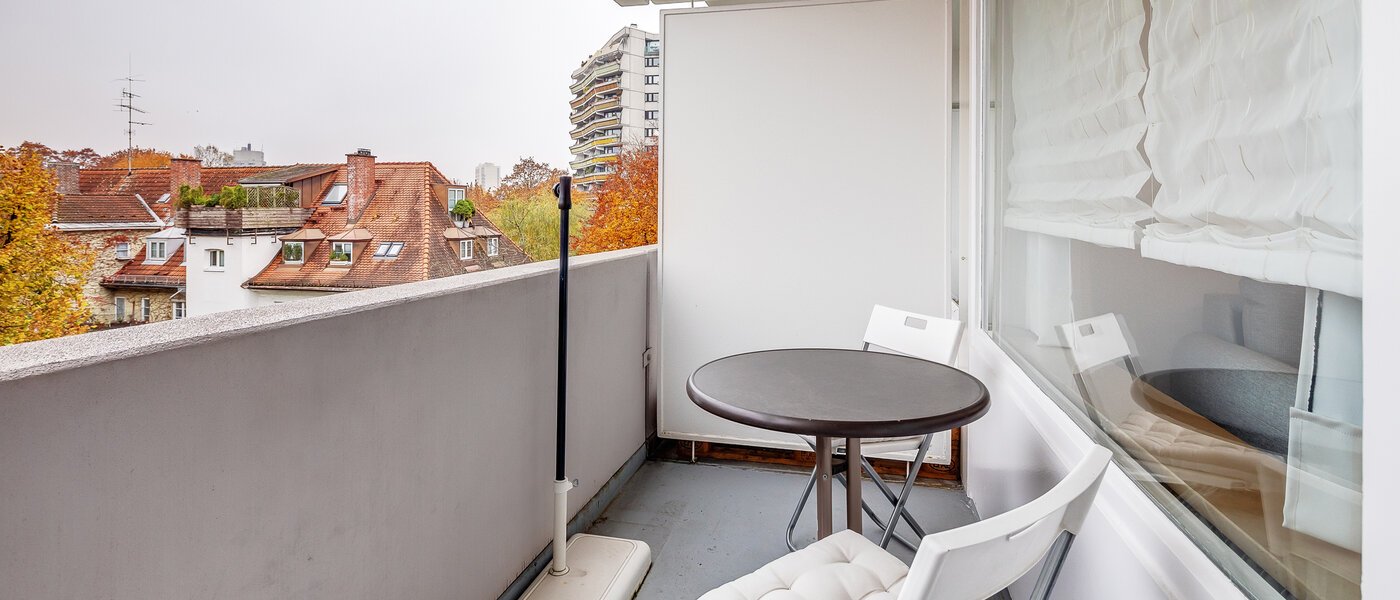 apartamento München Schwabing-Nord (zw. Leopoldstraße & Englischen Garten) 01 balcón 9873