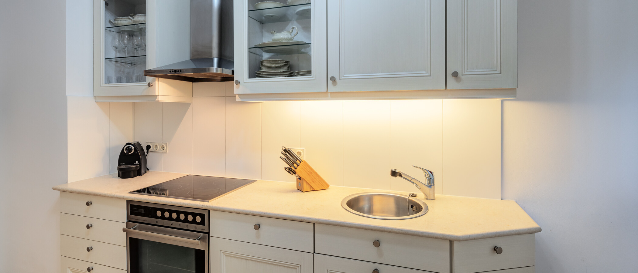 apartamento München Schwabing-Nord (zw. Belgrad- & Leopoldstraße) 03 cocina 9895