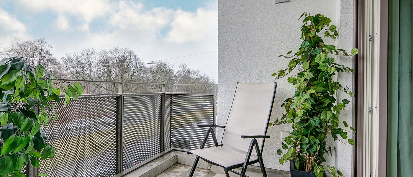 apartamento München Schwabing-Georgenschwaige 01 balcón 9904