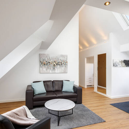 ático de 2 habitaciones | Múnich-Schwabing | 5576