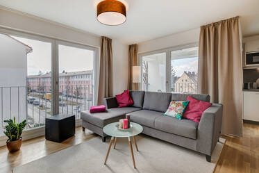 Moderne möblierte 2-Zimmer Wohnung mit Balkon