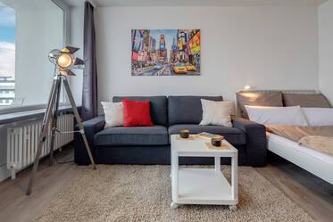 Apartamento luminoso y elegante cerca de la línea S1 del aeropuerto.