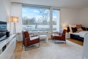 Ático con terraza amueblado muy bonito en Schwabing