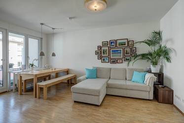 Apartamento amueblado muy bonito en Neuhausen