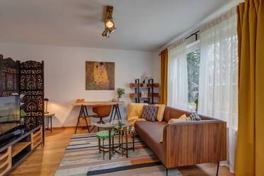 Primera ocupación con hermosos muebles nuevos