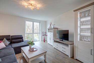 Moderno apartamento de 2 habitaciones en alquiler en Pasing