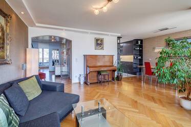 Ático con terraza amueblado bonito en Puchheim