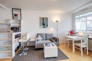 Acogedor apartamento de 1 habitación en la última planta
