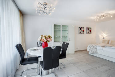 Amplio apartamento de 1 habitación en Sendling en alquiler