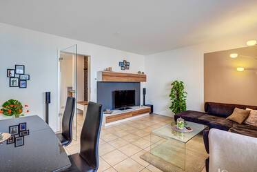 Apartamento de 3 habitaciones en zona residencial tranquila