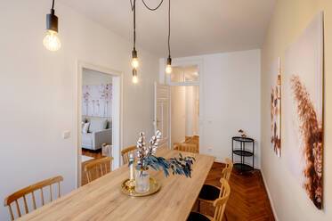 Ubicación privilegiada: apartamento amueblado de 4,5 habitaciones.